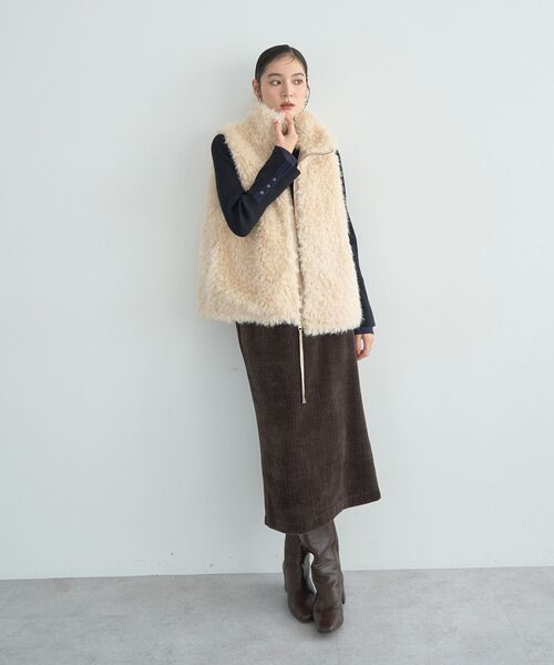 YECCA VECCA（イェッカヴェッカ）の「コーデュロイナロースカート（スカート・レディース・チャコールグレー/アイボリー/ブラウン・FREE）」の22枚目の写真
