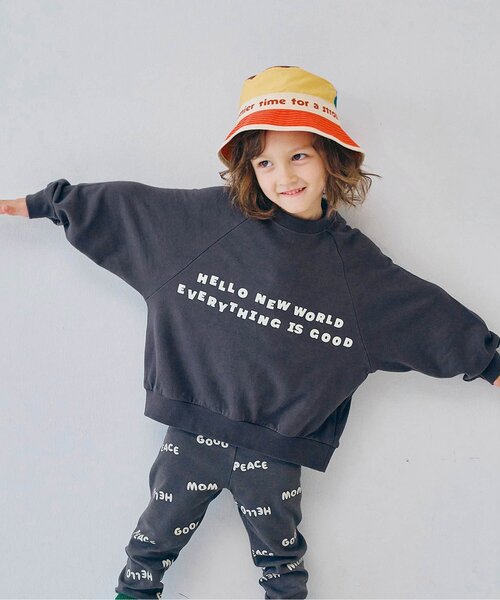 p.premier(ピードットプルミエ)の「イロチ買いしたいスプリングロゴトレーナー_ジュニア対応(スウェット・キッズ・グリーン/ピンク/チャコール/オレンジ/イエロー/ブルー/クリーム/オフホワイト・80/90/100/110/120/130/140)」の3枚目の写真