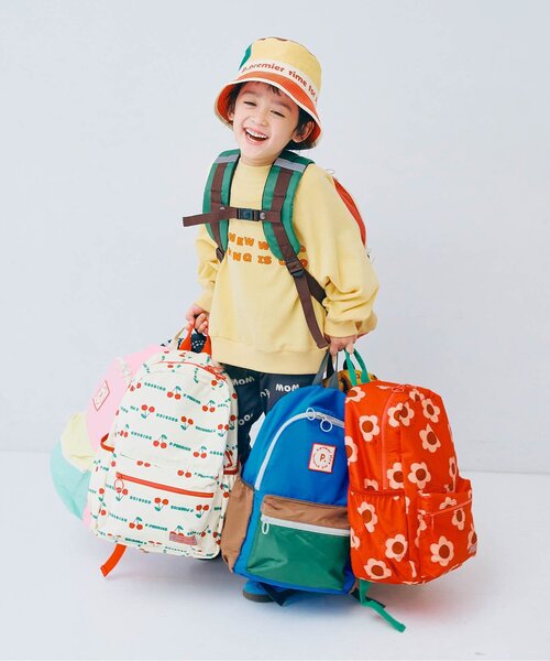 p.premier(ピードットプルミエ)の「イロチ買いしたいスプリングロゴトレーナー_ジュニア対応(スウェット・キッズ・グリーン/ピンク/チャコール/オレンジ/イエロー/ブルー/クリーム/オフホワイト・80/90/100/110/120/130/140)」の9枚目の写真