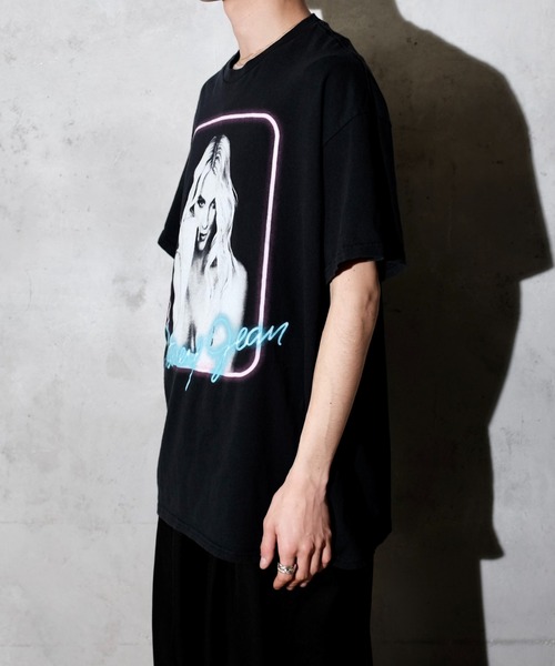 THRIFTY LOOK(スリフティールック)の「THRIFTY LOOK スリフティルック / 'BRITNEY SPEARS'TEE ブリトニースピアーズ(Tシャツ/カットソー・メンズ・ブラック/ブラック系1・LARGE/X-LARGE/MEDIUM)」の16枚目の写真