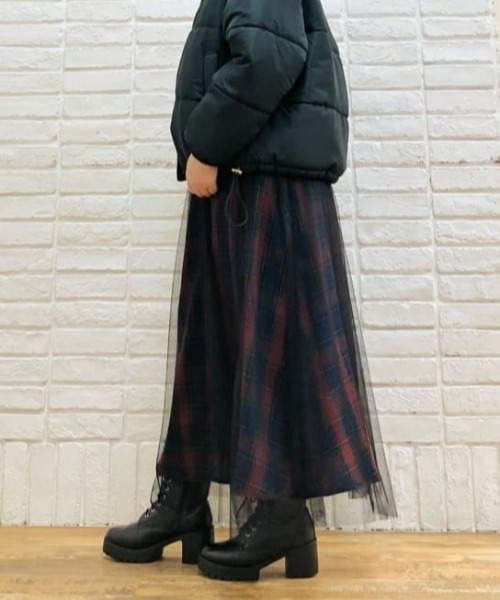 Mac-House（マックハウス）の「Idnes　リバーシブルネルチェックスカート（スカート・レディース・ブラウン系/ネイビー系・FREE）」の11枚目の写真