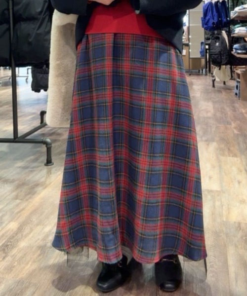 Mac-House（マックハウス）の「Idnes　リバーシブルネルチェックスカート（スカート・レディース・ブラウン系/ネイビー系・FREE）」の21枚目の写真