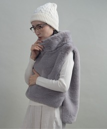 ファーベスト」に該当するレディースのベスト（グレー/灰色系