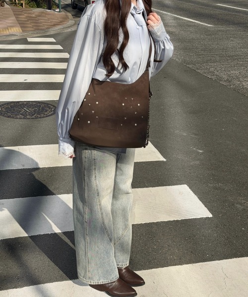 mellowneon（メロウネオン）の「3wayスウェードライクスタッズバッグ/リュック/ナップサック/ショルダーバッグ（ショルダーバッグ・レディース・ベージュ/ブラウン・FREE）」の17枚目の写真