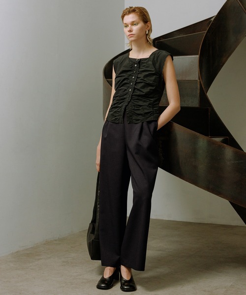 ADAM ET ROPE'（アダムエロペ）の「ブラウスコンビオールインワン（つなぎ/オールインワン・レディース・ブラック/ブルー系その他・36/38）」の2枚目の写真