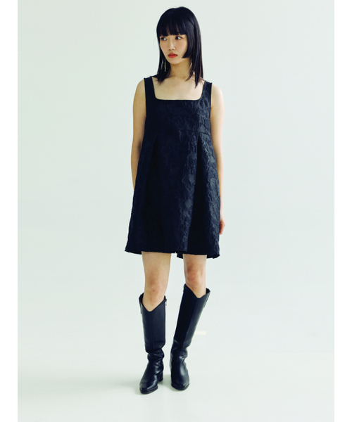 BOMNAL BOUTIQUE(ボムナルブティック)の「フラワーミニドレス _ ブラック(ワンピース・レディース・その他・SMALL/MEDIUM)」の2枚目の写真