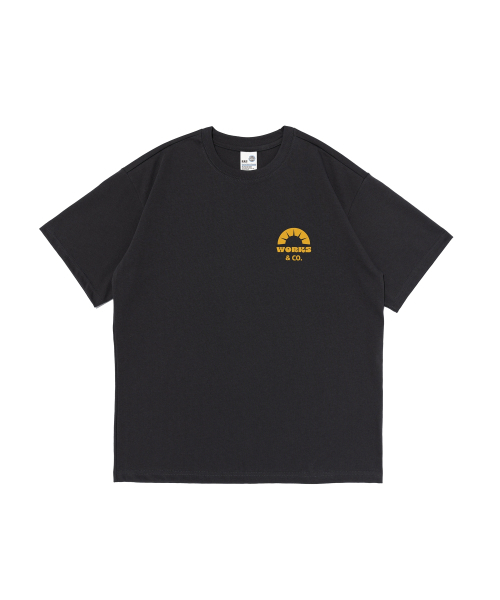 WORKS & CO.(ワークス アンド コー)の「ベアーズアンドキャンプ 半袖Tシャツ (チャコール)(Tシャツ/カットソー・レディース・その他・M/L/XL/2XL)」の1枚目の写真