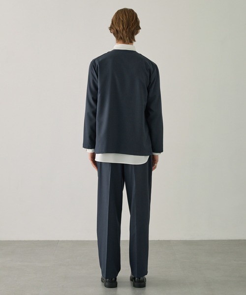 EASENCE(イーズエンス)の「【EASENCE】パウダーツイル セットアップ ノーカラージャケット&ワイドパンツ<イージードライ/マシンウォッシャブル>(セットアップ・メンズ・ブラック/グレイッシュベージュ/ダークグレー/ダークネイビー/ライトグレー・S/M/L)」の8枚目の写真