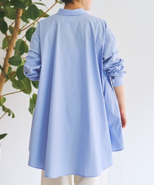 LIVETART（リヴェタート）の「フレアロングシャツ（シャツ/ブラウス・レディース・ブルー/ホワイト・FREE）」の4枚目の写真