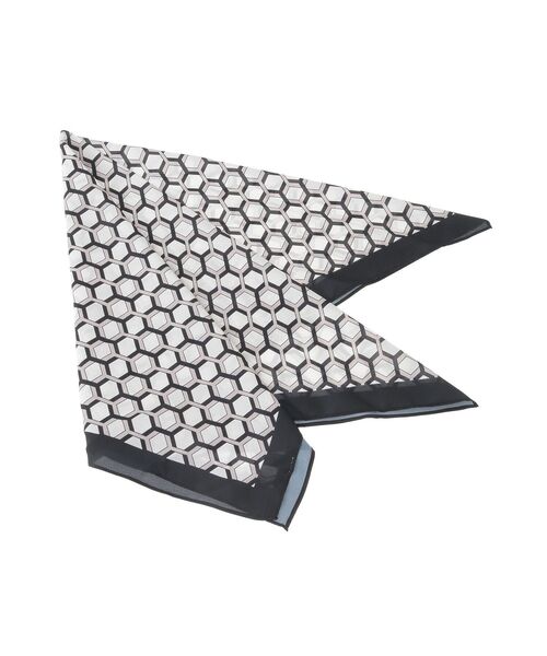 AMERICAN HOLIC（アメリカンホリック）の「亀甲柄スカーフ（バンダナ/スカーフ・レディース・ブラウン/ブルー/ブラック・FREE）」の2枚目の写真