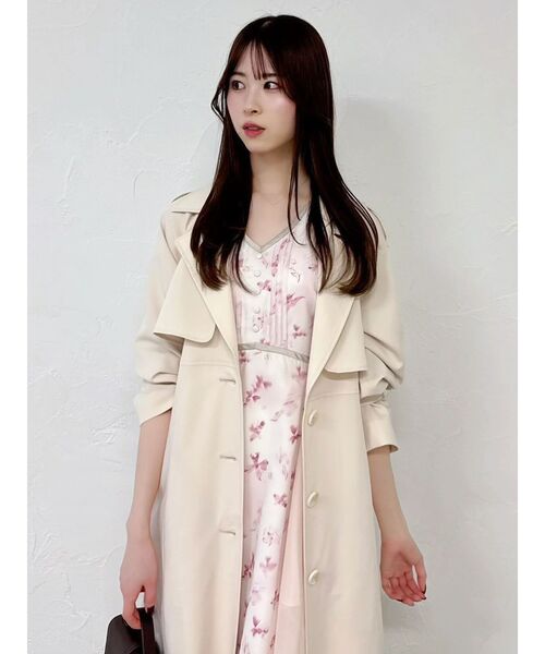 dazzlin（ダズリン）の「バックプリーツトレンチコート（トレンチコート・レディース・ベビーピンク/ブルー/ベージュ・FREE）」の8枚目の写真