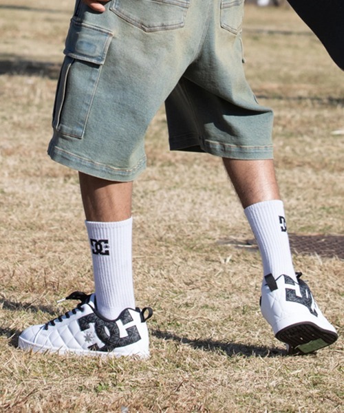 DC SHOES(ディーシーシューズ)の「DC SHOES メンズ ALLIANCE SE SN フットウェア スニーカー 【2026年春夏モデル】/DCユニセックスロゴスニーカー(スニーカー・メンズ・ホワイト/ホワイト系その他・23.5cm/23cm/24.5cm/24cm/30cm/29cm/28.5cm/28cm/27.5cm/27cm/26.5cm/26cm/25.5cm/25cm)」の2枚目の写真