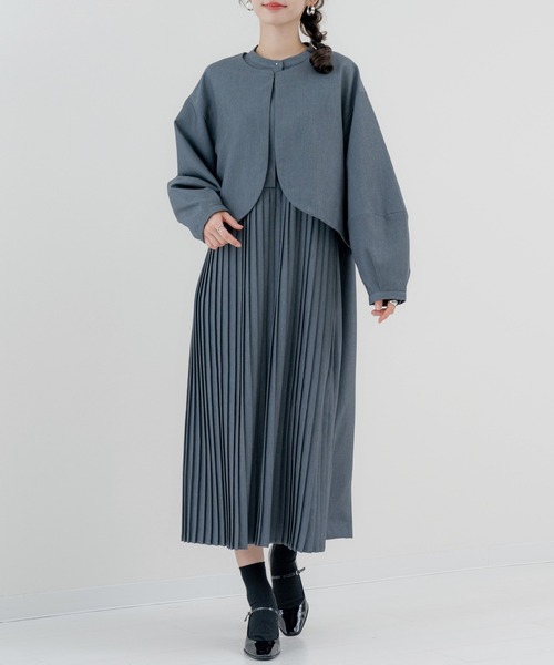 refinedworks(リファインドワークス)の「【refinedworks】セットアップ 対応◎ ランタン袖ジャケット(ノーカラージャケット・レディース・チャコールグレー/ブラック・FREE)」の4枚目の写真