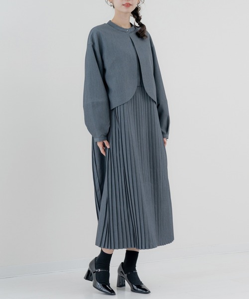 refinedworks(リファインドワークス)の「【refinedworks】セットアップ 対応◎ ランタン袖ジャケット(ノーカラージャケット・レディース・チャコールグレー/ブラック・FREE)」の6枚目の写真