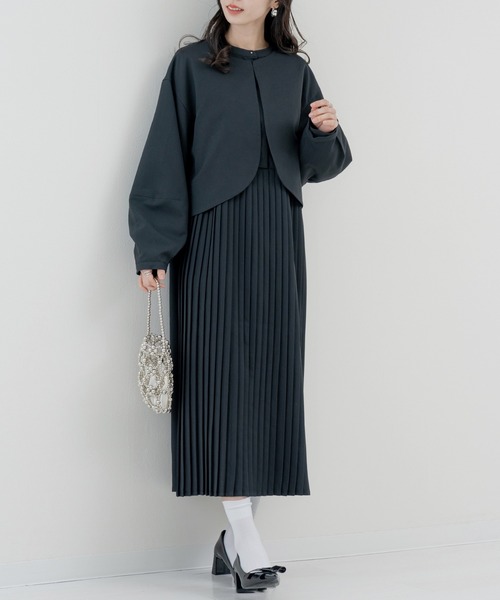 refinedworks(リファインドワークス)の「【refinedworks】セットアップ 対応◎ ランタン袖ジャケット(ノーカラージャケット・レディース・チャコールグレー/ブラック・FREE)」の14枚目の写真