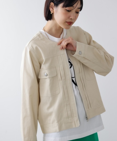 Bou Jeloud(ブージュルード)の「デニムノーカラージャケット(デニムジャケット・レディース・インディゴブルー/ブルー/オフホワイト・38)」の2枚目の写真