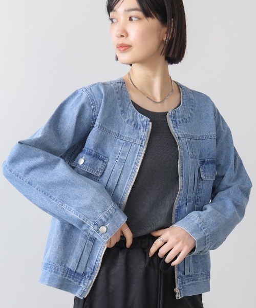Bou Jeloud(ブージュルード)の「デニムノーカラージャケット(デニムジャケット・レディース・インディゴブルー/ブルー/オフホワイト・38)」の3枚目の写真