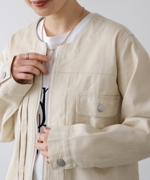 Bou Jeloud(ブージュルード)の「デニムノーカラージャケット(デニムジャケット・レディース・インディゴブルー/ブルー/オフホワイト・38)」の10枚目の写真