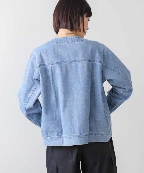 Bou Jeloud(ブージュルード)の「デニムノーカラージャケット(デニムジャケット・レディース・インディゴブルー/ブルー/オフホワイト・38)」の18枚目の写真