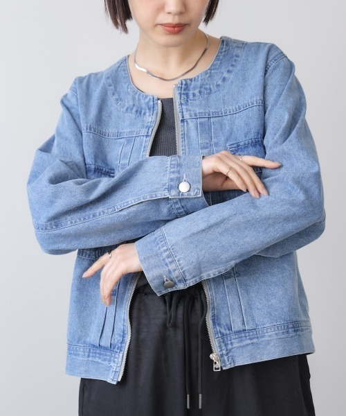 Bou Jeloud(ブージュルード)の「デニムノーカラージャケット(デニムジャケット・レディース・インディゴブルー/ブルー/オフホワイト・38)」の21枚目の写真