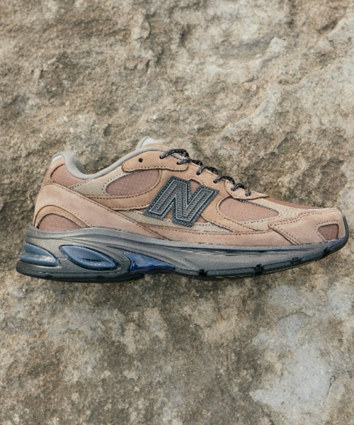 NEW BALANCE（ニューバランス）の「2010　U20106WB（スニーカー・メンズ・ブラウン・25.5cm/25.0cm/24.5cm/24.0cm/23.5cm/23.0cm/22.5cm/30.0cm/29.0cm/28.5cm/28.0cm/27.5cm/27.0cm/26.5cm/26.0cm）」の2枚目の写真