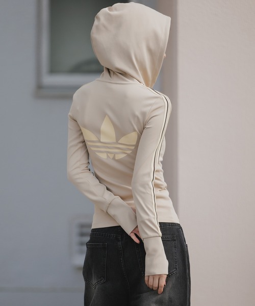 adidas（アディダス）の「adidas/アディダス HOODED TREFOIL ZIP TOP フルジップパーカー トラックジャケット 秋 秋服 2026年秋冬（ジャージ・レディース・ブラウン/ベージュ・S/M/L）」の19枚目の写真