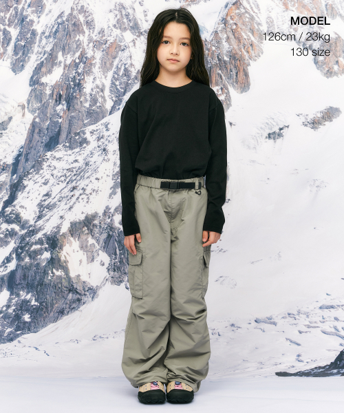 MUSINSA STANDARD KIDS（ムシンサスタンダードキッズ）の「[シティレジャー] NP ワイドベルト付きバンディングカーゴパンツ [リーフベージュ]（スウェットパンツ・レディース・その他・110/130/140/150/160/120）」の4枚目の写真