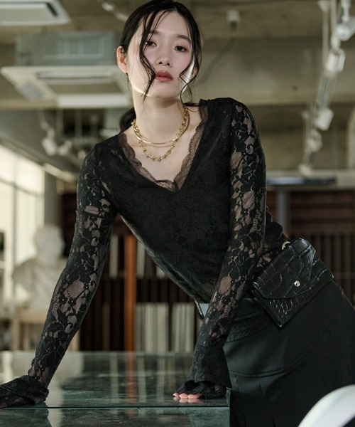 Ezick（エジック）の「combination lace frill Vネックレースパッド付きインナーセット（Tシャツ/カットソー・レディース・ブラック/アイボリー・FREE）」の8枚目の写真