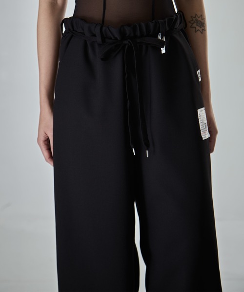 Maison MIHARA YASUHIRO(メゾンミハラヤスヒロ)の「【MIHARA YASUHIRO/ミハラヤスヒロ】WOOLY TEXTURE EASY TROUSERS/ウーリーテクスチャーイージートラウザー(スラックス・レディース・ベージュ/ブラック・36/38)」の11枚目の写真