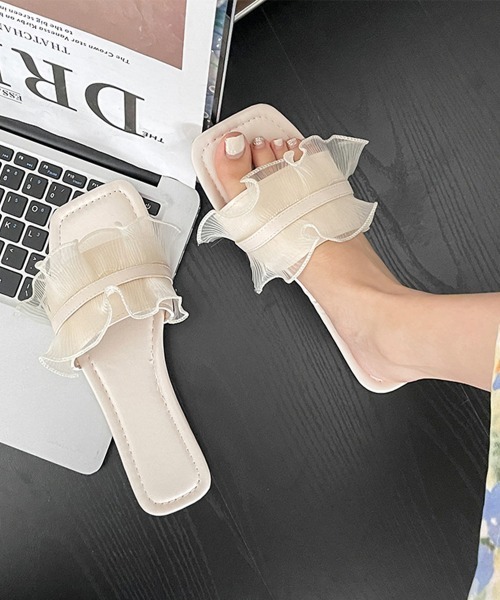 Miniministore（ミニミニストア）の「シアーフリルフラットサンダルスクエアトゥ（サンダル・レディース・ブラック/アイボリー/ラベンダー・24.5cm/23.5cm/25.0cm/24.0cm/23.0cm）」の2枚目の写真