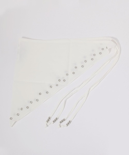 niko and...(ニコアンド)の「オリジナルハトメ三角スカーフ(ストール/ショール・レディース・ブラック/ホワイト・0)」の2枚目の写真