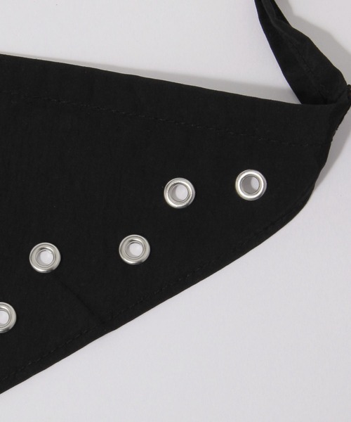 niko and...(ニコアンド)の「オリジナルハトメ三角スカーフ(ストール/ショール・レディース・ブラック/ホワイト・0)」の3枚目の写真