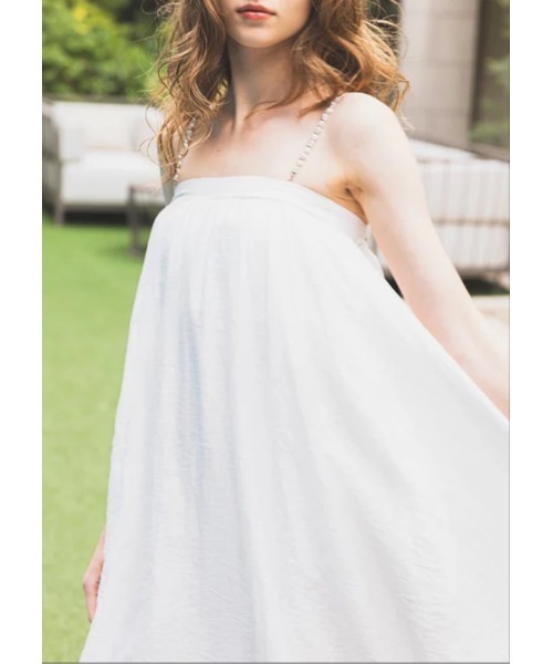 LUDICRUM(ルーディクルム)の「Multi strap camisole dress(キャミソール・レディース・ブラック/オフホワイト・FREE)」の4枚目の写真