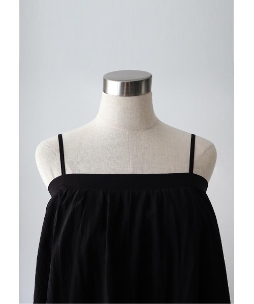 LUDICRUM(ルーディクルム)の「Multi strap camisole dress(キャミソール・レディース・ブラック/オフホワイト・FREE)」の15枚目の写真