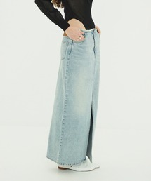 CLANE（クラネ）の「CENTER SLIT DENIM SKIRT（デニムスカート）」