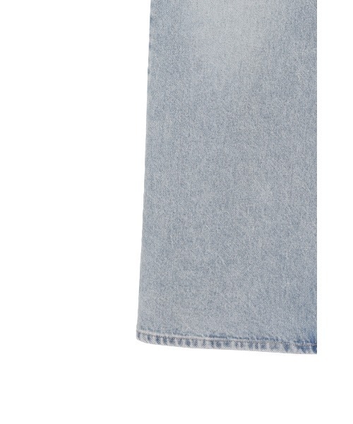 CLANE(クラネ)の「CENTER SLIT DENIM SKIRT(デニムスカート・レディース・ライトブルー・0/2/1)」の3枚目の写真