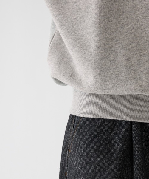 Adoon plain(アドーンプレーン)の「V1-Gusset Raglan Sweet / Vガゼットラグラン裏毛スウェット(スウェット・メンズ・ブラウン/ライトグレー/ネイビー・LARGE/MEDIUM)」の11枚目の写真