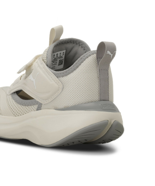 PUMA(プーマ)の「PUMA プーマ ユニセックス ソフトライド ムーブオン ラク ジャパンフィット(スニーカー・メンズ・グレー/グレー系その他/ブラック×ホワイト・24.5cm/23.5cm/22.5cm/28.0cm/27.0cm/26.0cm/25.0cm/24.0cm/23.0cm/28.5cm/27.5cm/26.5cm/25.5cm/22.0cm/29.0cm/30.0cm)」の15枚目の写真