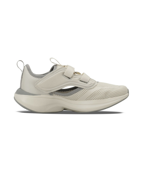 PUMA(プーマ)の「PUMA プーマ ユニセックス ソフトライド ムーブオン ラク ジャパンフィット(スニーカー・メンズ・グレー/グレー系その他/ブラック×ホワイト・24.5cm/23.5cm/22.5cm/28.0cm/27.0cm/26.0cm/25.0cm/24.0cm/23.0cm/28.5cm/27.5cm/26.5cm/25.5cm/22.0cm/29.0cm/30.0cm)」の17枚目の写真
