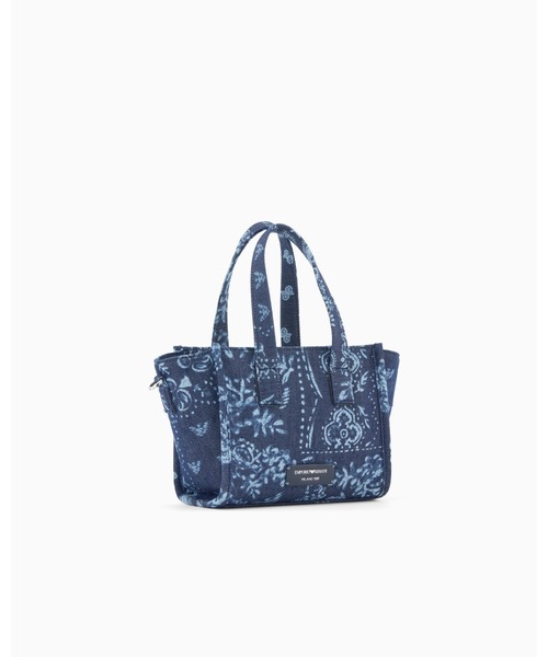 EMPORIO ARMANI(エンポリオアルマーニ)の「【エンポリオ アルマーニ】スモールショッパー キャンバス バンダナプリント(ショルダーバッグ・レディース・インディゴブルー・FREE)」の2枚目の写真