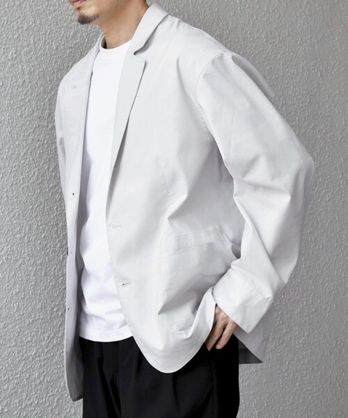 SHIPS any（シップス エニィ）の「【WEB限定】SHIPS any:〈接触冷感・ストレッチ・遮熱等〉ハイブリッドリネン リラックス テーラード ジャケット◆（テーラードジャケット・メンズ・ダークグレー/ライトオリーブ/ライトグレー/ネイビー・X-LARGE/LARGE/MEDIUM/SMALL）」の8枚目の写真