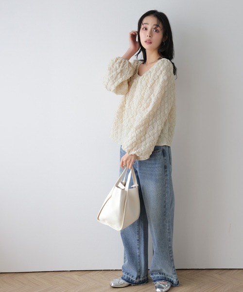 SUGAR BISKET(シュガービスケット)の「2wayジャガードブラウス(シャツ/ブラウス・レディース・ベージュ/ブラック・フリー)」の9枚目の写真