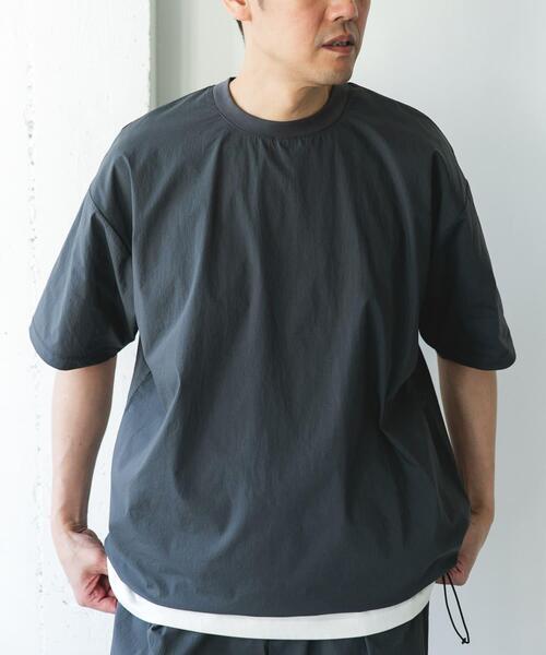 URBAN RESEARCH DOORS(アーバンリサーチドアーズ)の「『UVカット/接触冷感/吸水速乾』ストレッチクロス プルオーバー(Tシャツ/カットソー・メンズ・ブラック/モカ/チャコールグレー・MEDIUM/LARGE)」の1枚目の写真