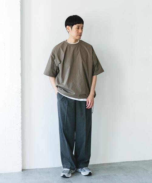 URBAN RESEARCH DOORS(アーバンリサーチドアーズ)の「『UVカット/接触冷感/吸水速乾』ストレッチクロス プルオーバー(Tシャツ/カットソー・メンズ・ブラック/モカ/チャコールグレー・MEDIUM/LARGE)」の8枚目の写真