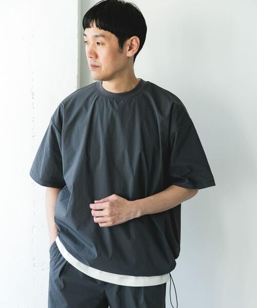 URBAN RESEARCH DOORS(アーバンリサーチドアーズ)の「『UVカット/接触冷感/吸水速乾』ストレッチクロス プルオーバー(Tシャツ/カットソー・メンズ・ブラック/モカ/チャコールグレー・MEDIUM/LARGE)」の17枚目の写真