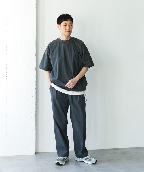 URBAN RESEARCH DOORS(アーバンリサーチドアーズ)の「『UVカット/接触冷感/吸水速乾』ストレッチクロス プルオーバー(Tシャツ/カットソー・メンズ・ブラック/モカ/チャコールグレー・MEDIUM/LARGE)」の19枚目の写真