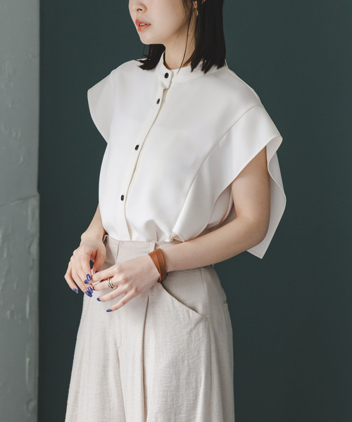Noble（ノーブル）の「《WEB限定追加》【洗える】スクエアースリーブフロントオープンブラウス（シャツ/ブラウス・レディース・サックスブルー/ホワイト・FREE）」の21枚目の写真