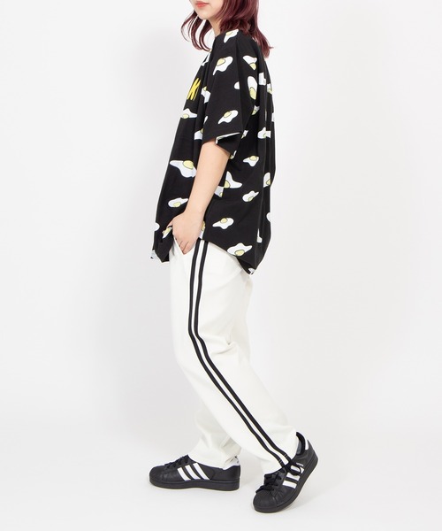 PUNYUS(プニュズ)の「【新サイズ】目玉焼き総柄Tシャツ(Tシャツ/カットソー・レディース・ブラック/ホワイト・1/2/3/4/5)」の21枚目の写真