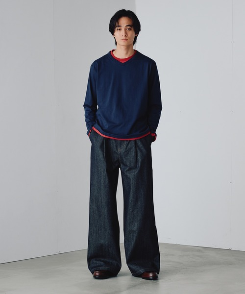 Adoon plain（アドーンプレーン）の「Shallow V-Neck Long Sleeve T / 浅VネックレイヤードライクロンT（Tシャツ/カットソー・メンズ・ネイビー/ブラウン/チャコールグレー・MEDIUM/LARGE）」の6枚目の写真