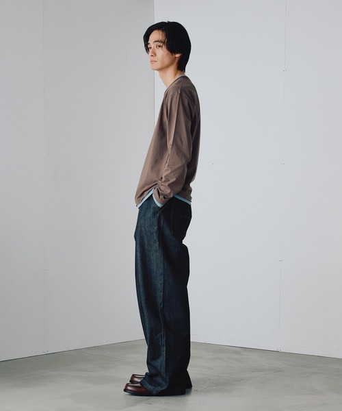 Adoon plain（アドーンプレーン）の「Shallow V-Neck Long Sleeve T / 浅VネックレイヤードライクロンT（Tシャツ/カットソー・メンズ・ネイビー/ブラウン/チャコールグレー・MEDIUM/LARGE）」の12枚目の写真